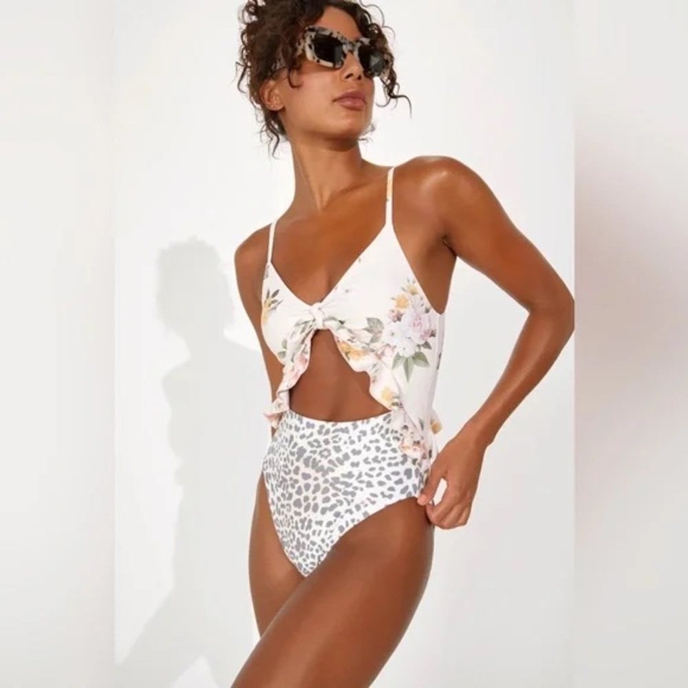 P2f one piece swim